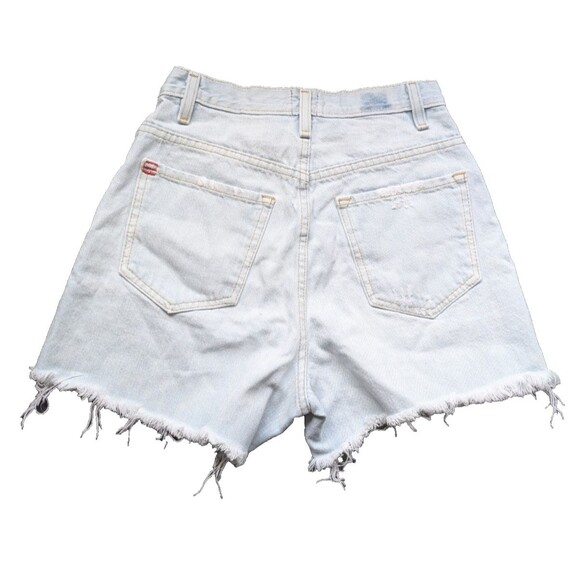 BDG Women Denim Short Mom High Rise Raw Hem Light Wash Distressing Size 25 - Picture 2 of 11